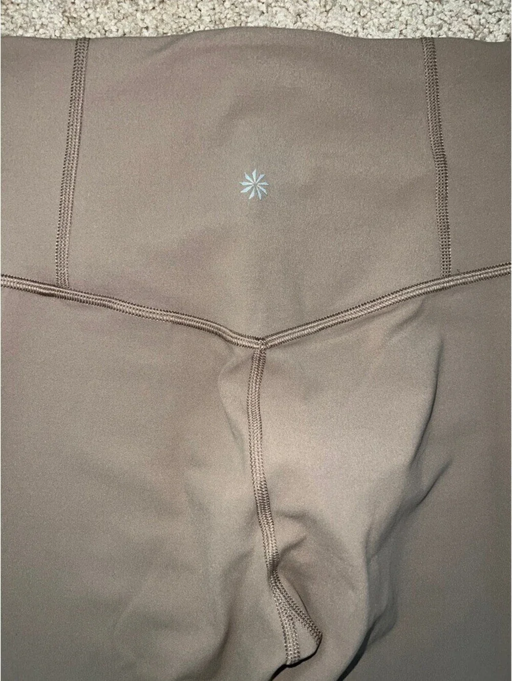 NWT Ultra High Rise Elation 7/8 tight S Pyrite